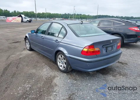 2003 BMW 325Xi z USA, uszkodzony, nr VIN WBAEU33443PM53282